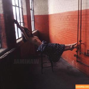Wanimal Models photo #0696