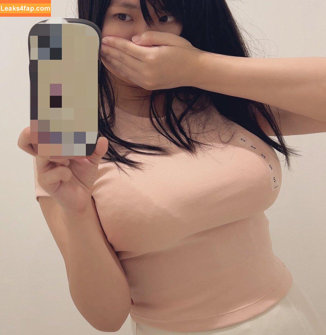WatashihaOmochi / watashi.omochi leaked photo photo #0024