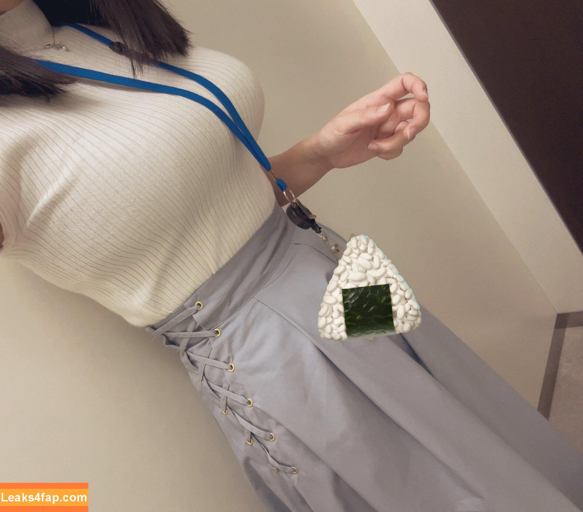 WatashihaOmochi / watashi.omochi слитое фото фото #0029