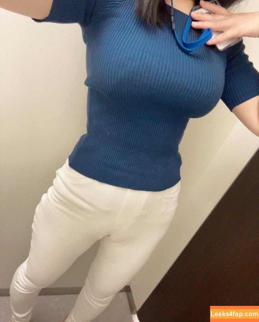 WatashihaOmochi / watashi.omochi leaked photo photo #0031