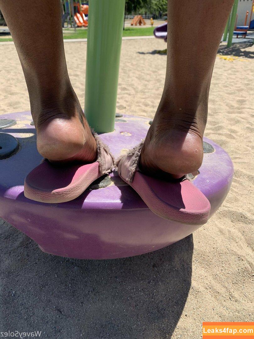 waveysolezz / wavey.soles leaked photo photo #0028