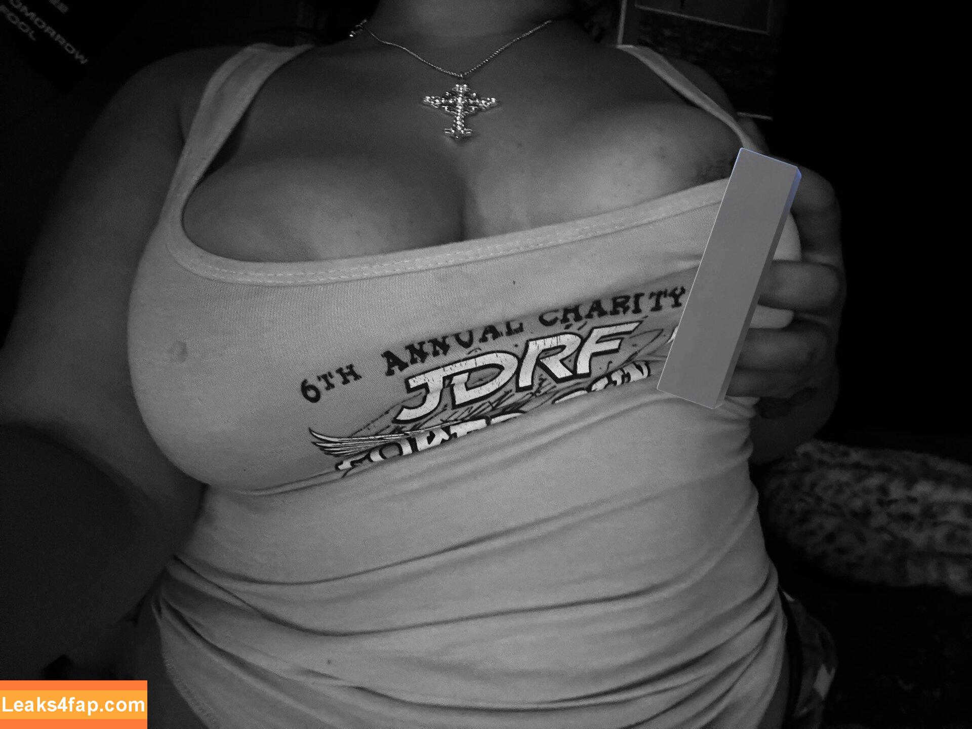 Weezy Weezyouttaherea / weezyouttaahere leaked photo photo #0019