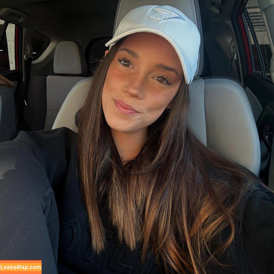 wellbeingwithabigail / Abigail St. John leaked photo photo #0181