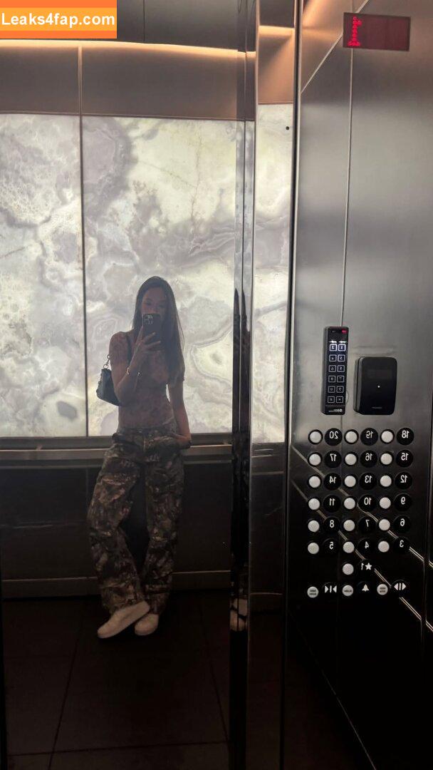 wellbeingwithabigail / Abigail St. John leaked photo photo #0187