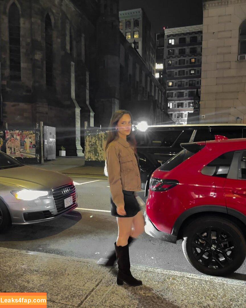 wellbeingwithabigail / Abigail St. John leaked photo photo #0196