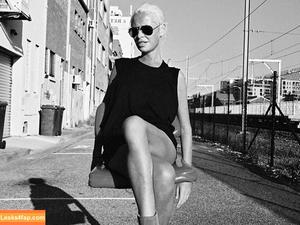 Wendy James photo #0028