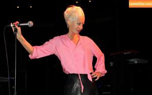 Wendy James photo #0039