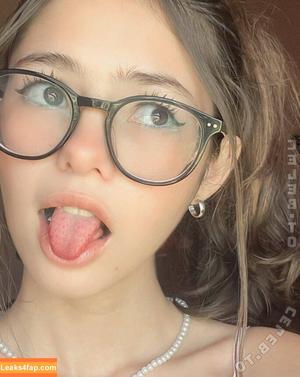 Wendy Valdez photo #0094