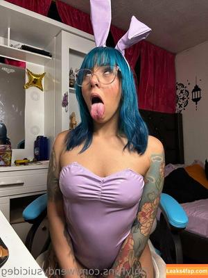 wendysuicideg photo #0147