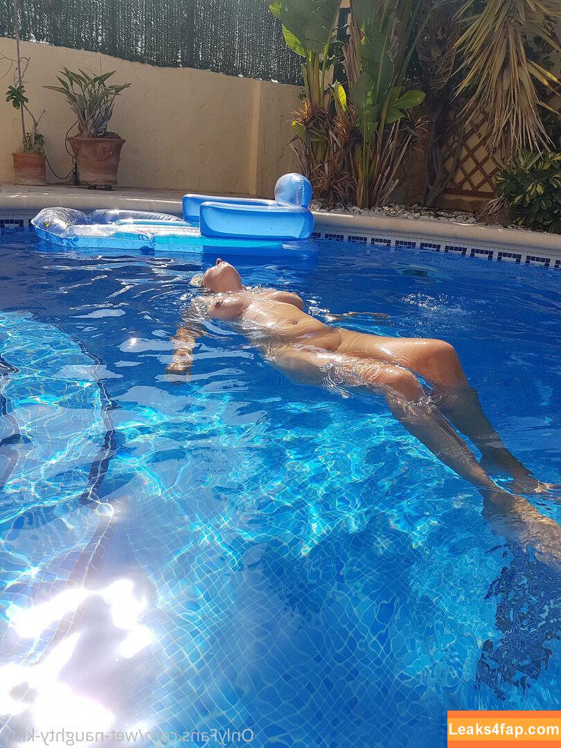 wet-naughty-kitty / suminniebaek leaked photo photo #0028