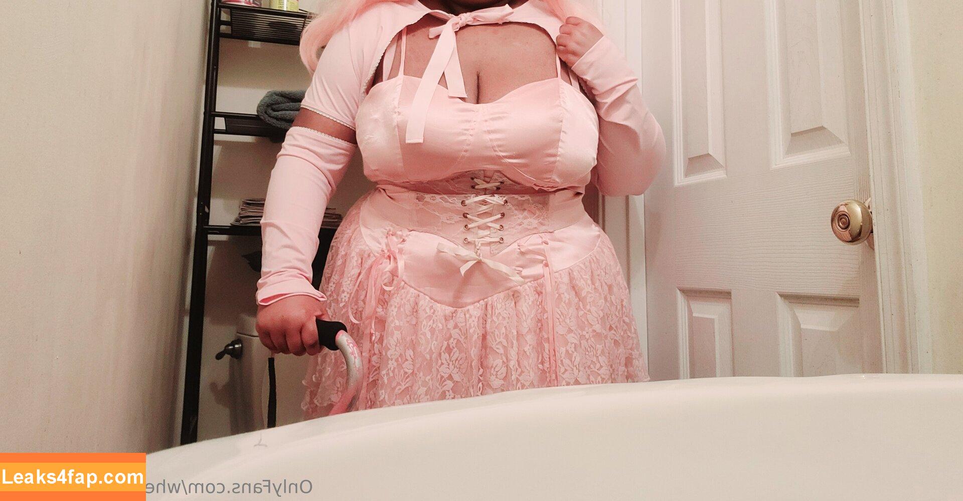 wheelchairbarbie98 /  leaked photo photo #0012