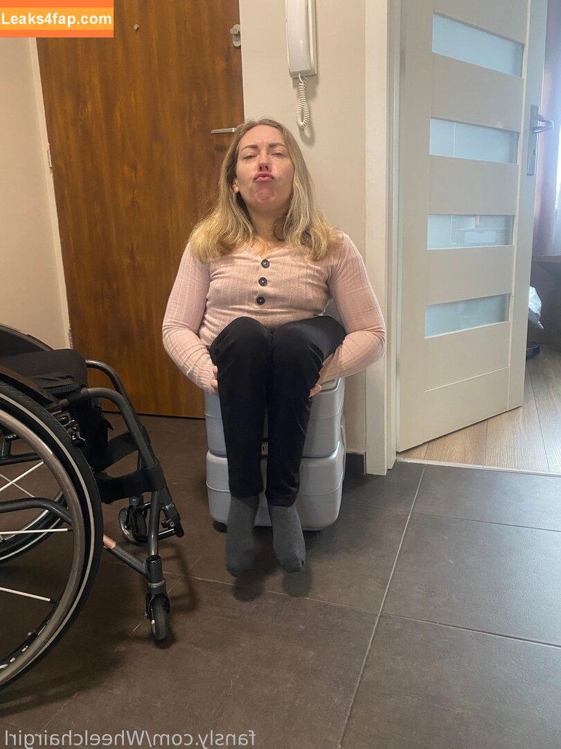 Wheelchairgirl / wheelchairgirl1 leaked photo photo #0048