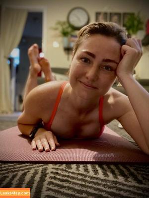 WhisperAudios ASMR photo #0099