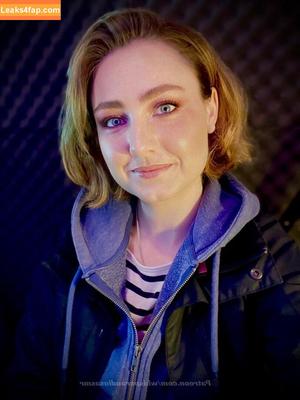 WhisperAudios ASMR photo #0125