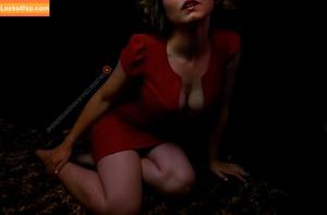 WhisperAudios ASMR photo #0131