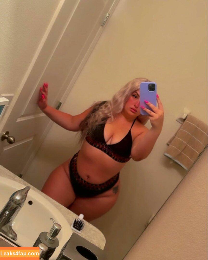 WhiteGirlRoseee / THICC Albanian leaked photo photo #0001