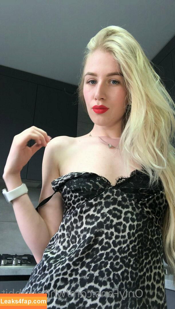 whiterrabbit /  leaked photo photo #0023