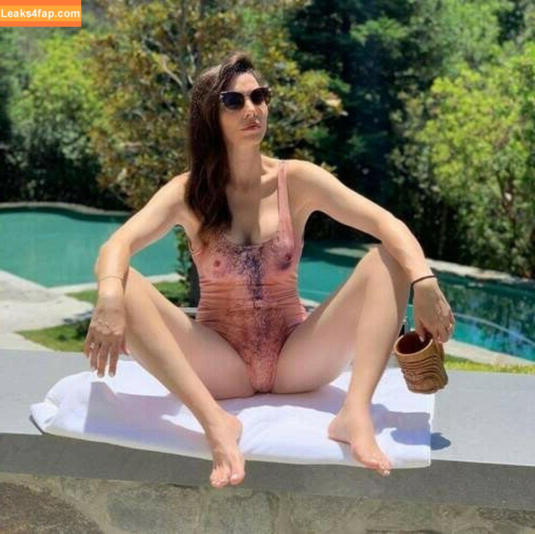 Whitney Cummings / whitneycummings leaked photo photo #0115
