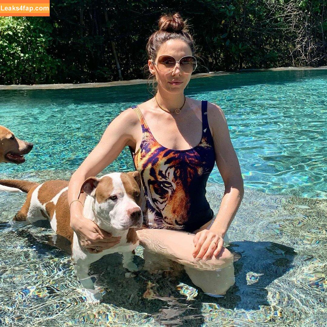 Whitney Cummings / whitneycummings leaked photo photo #0216