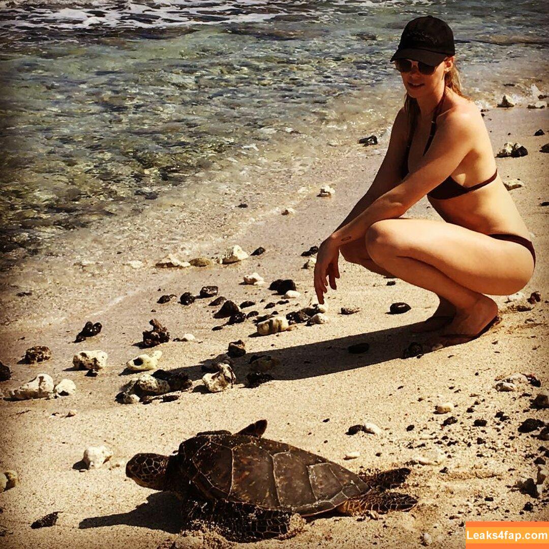 Whitney Cummings / whitneycummings leaked photo photo #0242