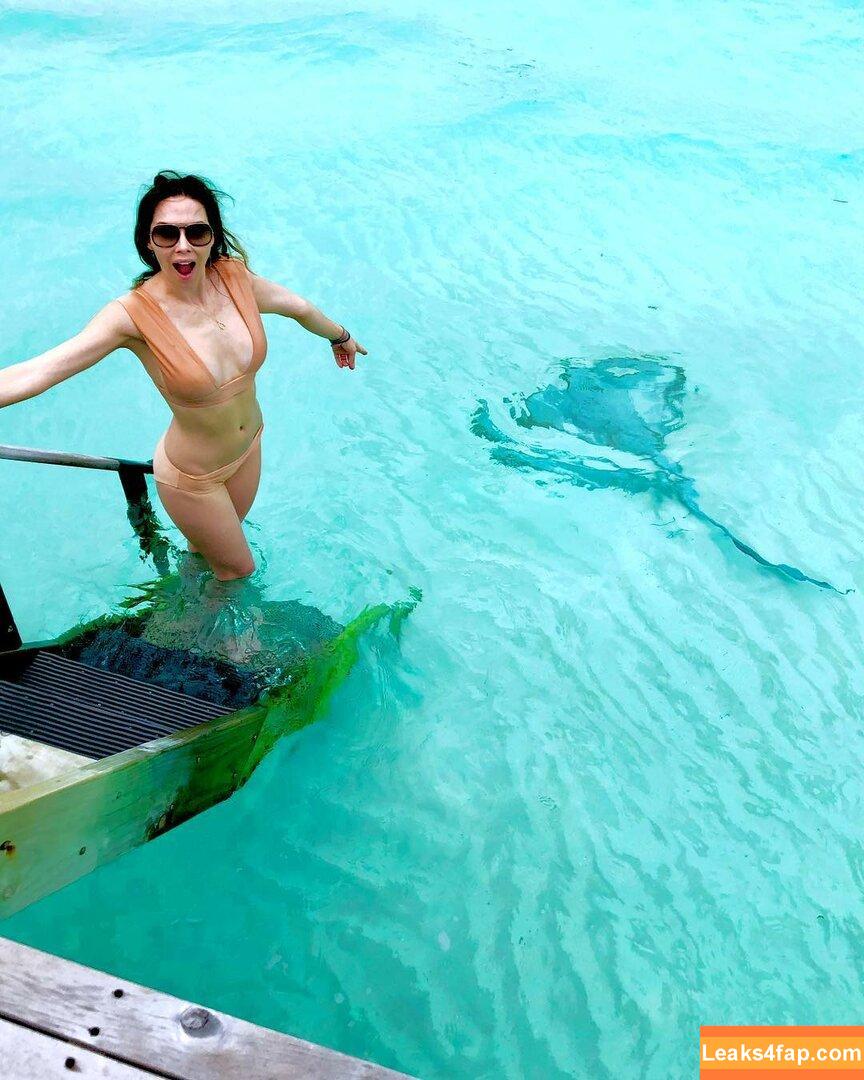 Whitney Cummings / whitneycummings leaked photo photo #0256