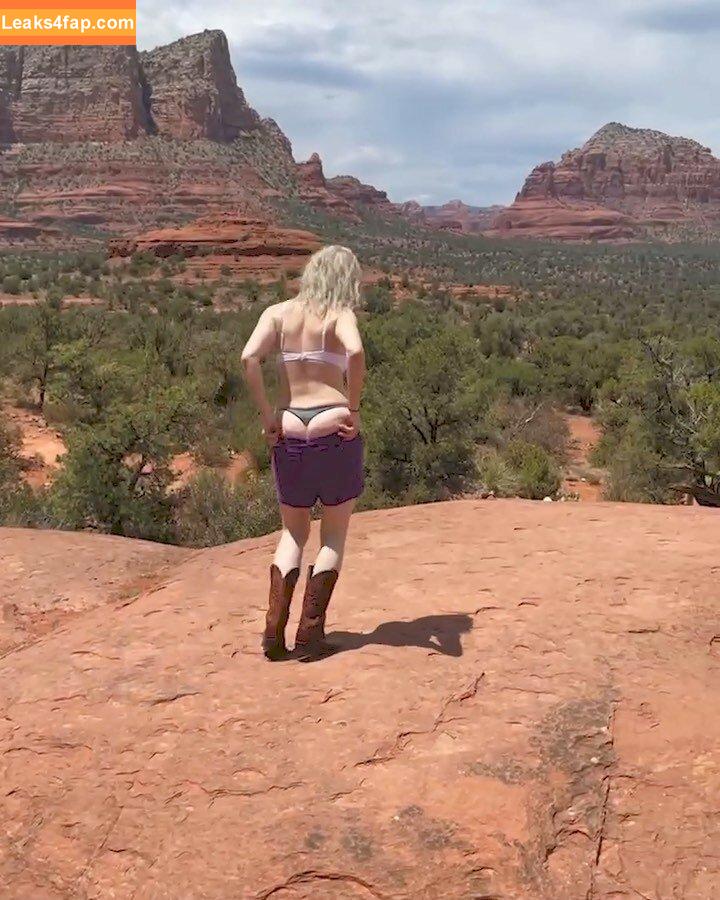 Whitney Cummings / whitneycummings leaked photo photo #0292