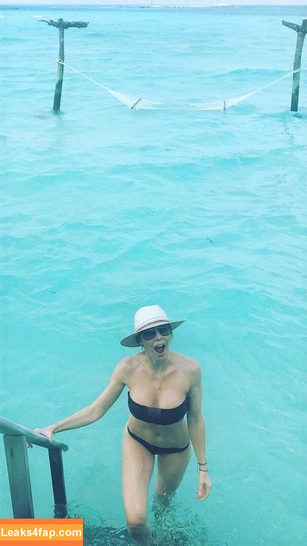 Whitney Cummings / whitneycummings leaked photo photo #0647