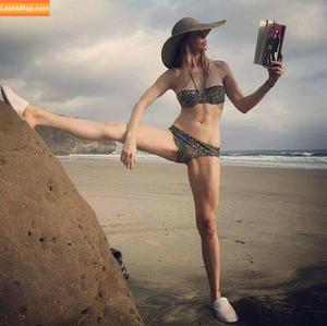 Whitney Cummings photo #0048