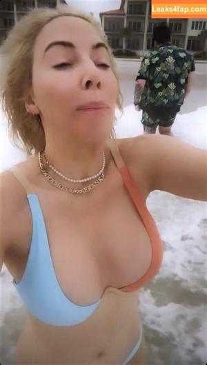 Whitney Cummings фото #0617