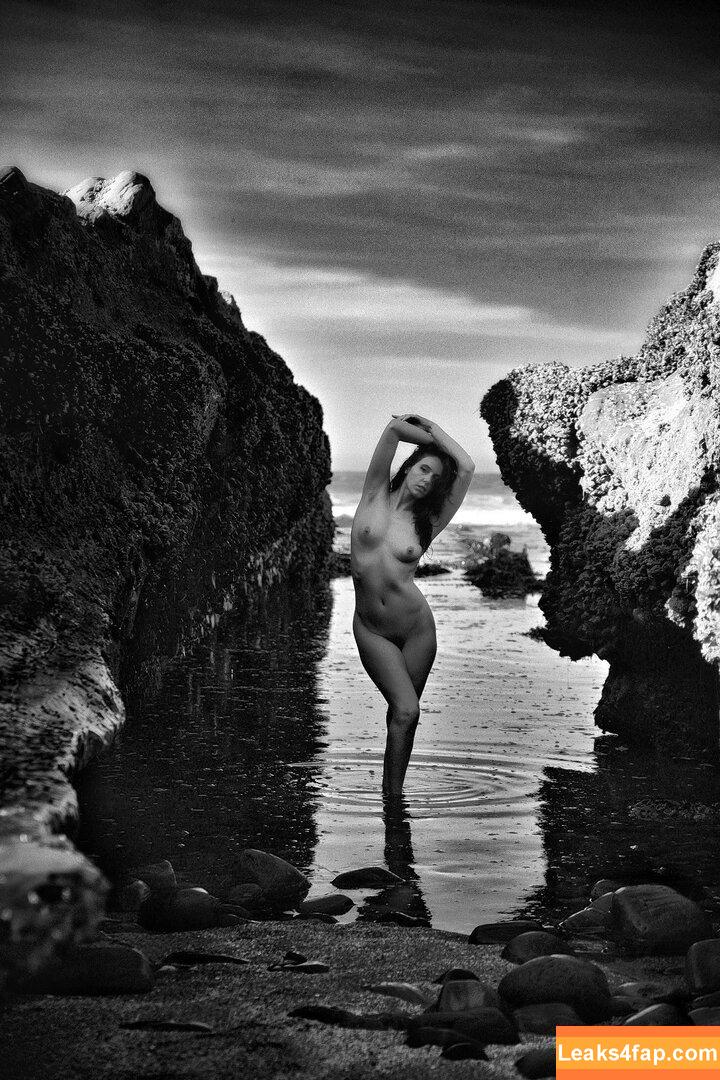 Whitney Masters / whitney.masters leaked photo photo #0224