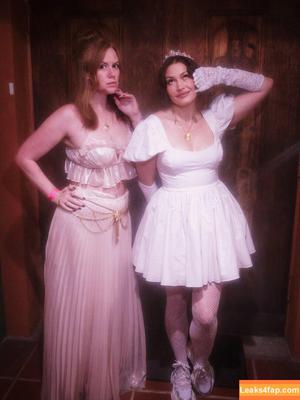 Whitney Moore фото #0326