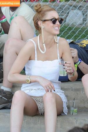 Whitney Port фото #0070