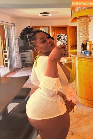 Whorekage Aka Chisdome photo #0002