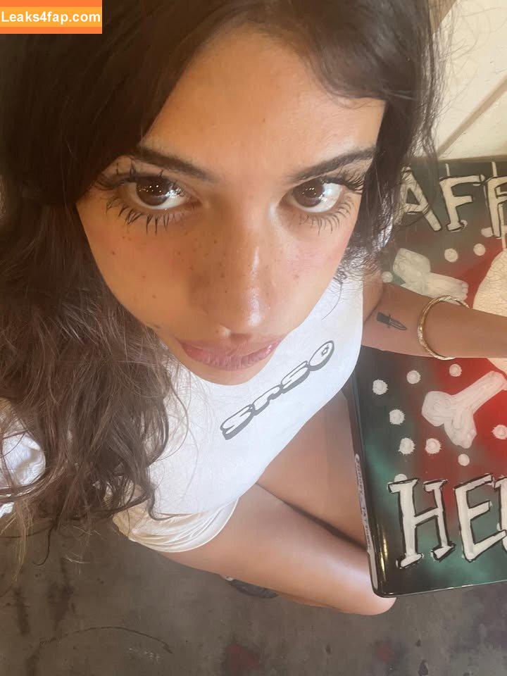 whoreonica / incelrepellent / whoreoniica слитое фото фото #0142