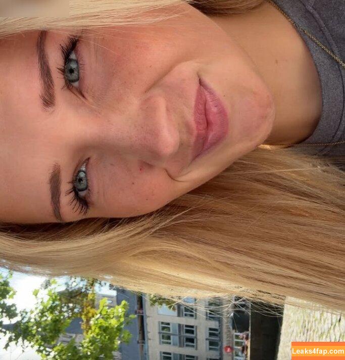 Wieke / wieke.l leaked photo photo #0371