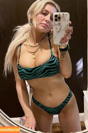 Wifespot photo #0041