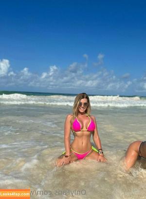 wifeywet photo #0019