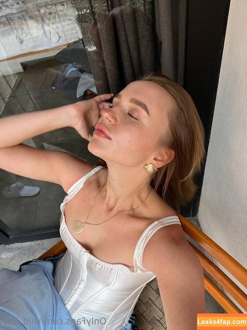 wild_lisa / lisa__wild leaked photo photo #0031