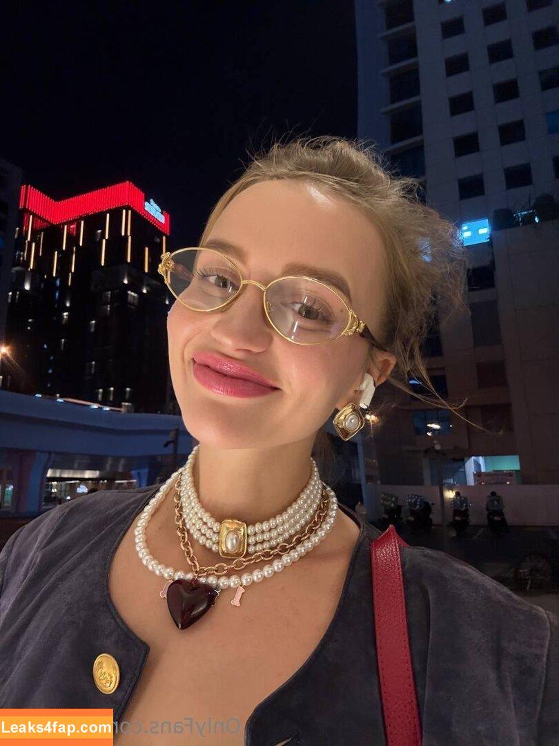 wild_lisa / lisa__wild leaked photo photo #0035