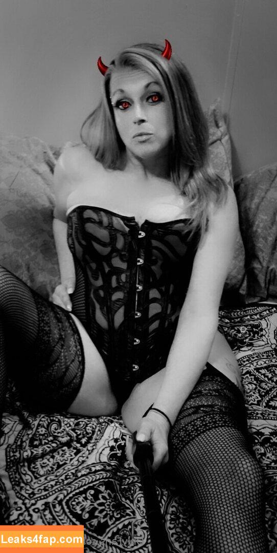 wildchild_leah0 / wildchild_leah2 leaked photo photo #0025
