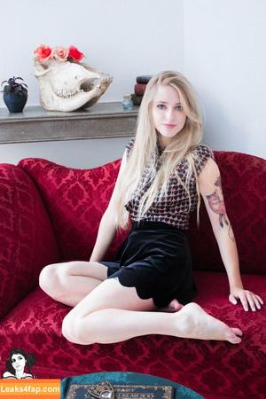 Wilhelmine photo #0014