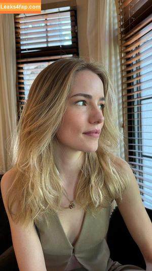 Willa Fitzgerald photo #0075