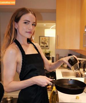 Willa Fitzgerald photo #0159