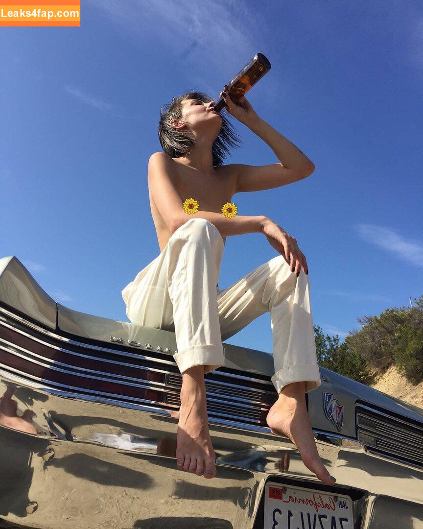 Willa Holland / pepsiholland / willaholland leaked photo photo #0039