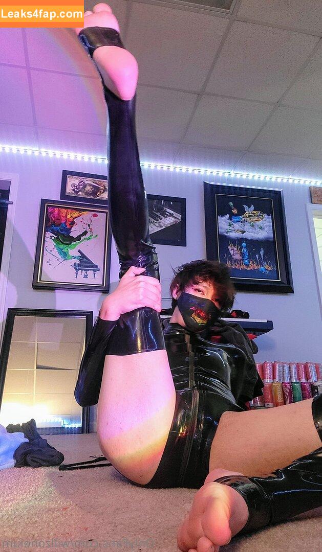 willzoneium /  leaked photo photo #0149