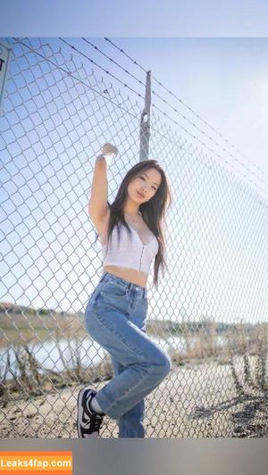 Winnie Chang photo #0250
