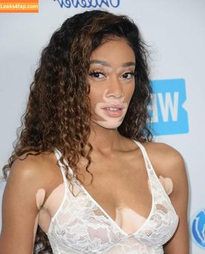 Winnie Harlow photo #0459