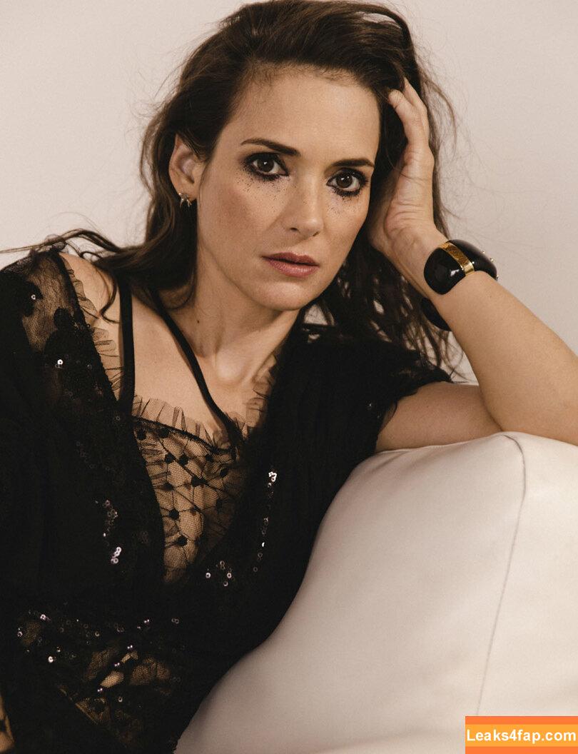 Winona Ryder / winonaryderofficial слитое фото фото #0049