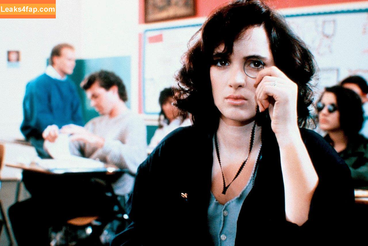 Winona Ryder / winonaryderofficial слитое фото фото #0053