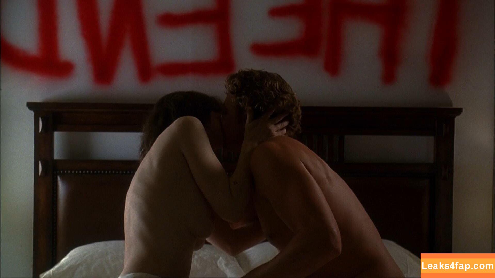 Winona Ryder / winonaryderofficial слитое фото фото #0219